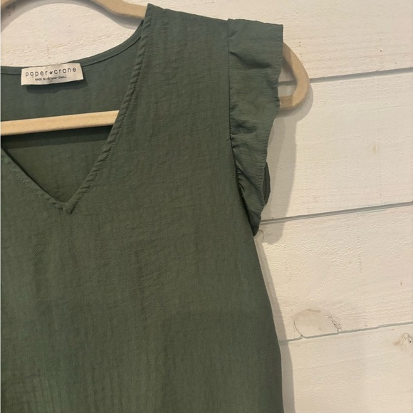 Paper Crane Green Flutter Sleeve Ruffled Blouse - Picture 2 of 10